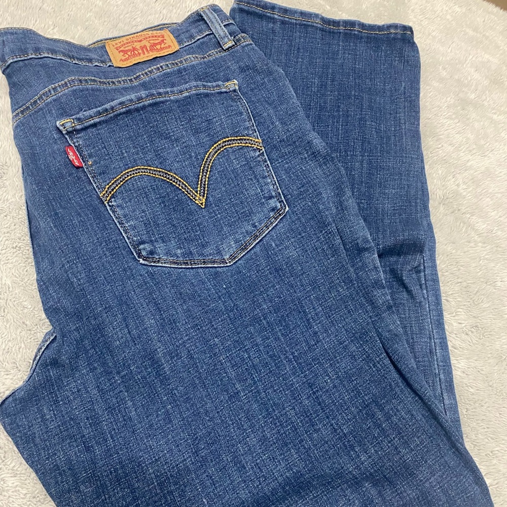 Levi Strauss & Co Classic Straight Jeans - Picture 4 of 8